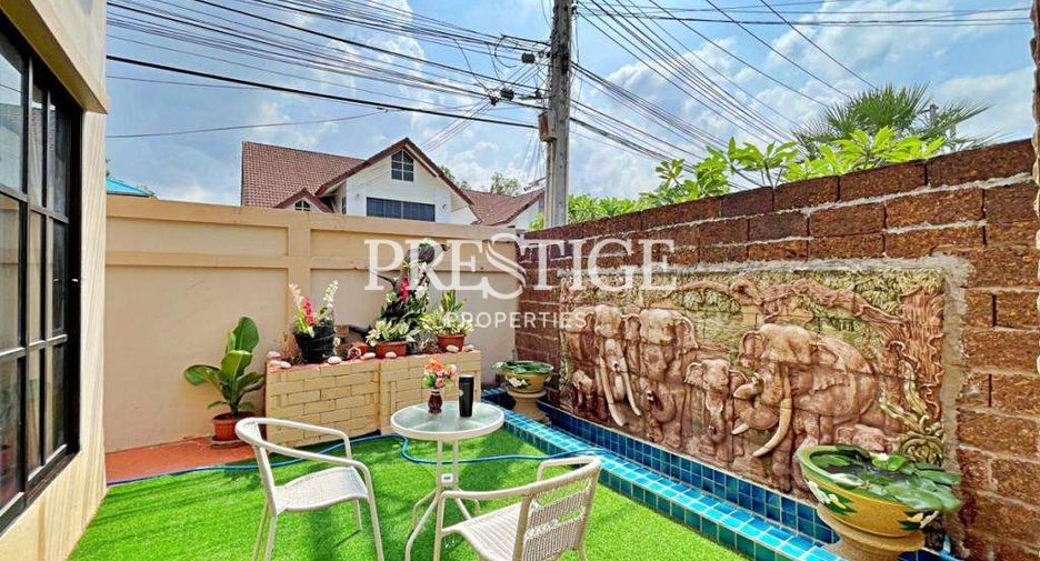 For rent and for sale 5 bedrooms house in East Pattaya, Pattaya