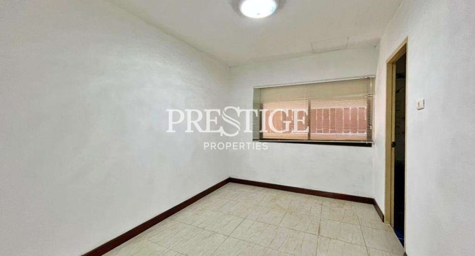 For rent and for sale 5 bedrooms house in East Pattaya, Pattaya