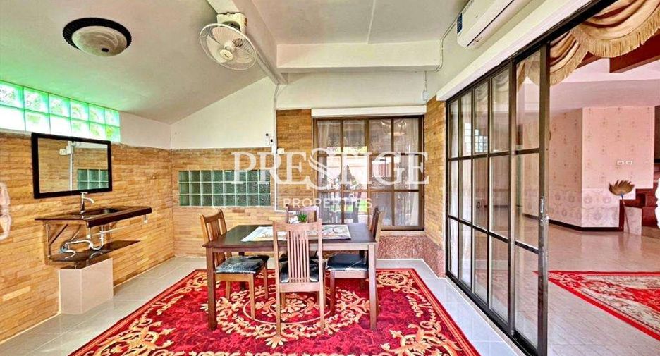 For rent and for sale 5 bedrooms house in East Pattaya, Pattaya