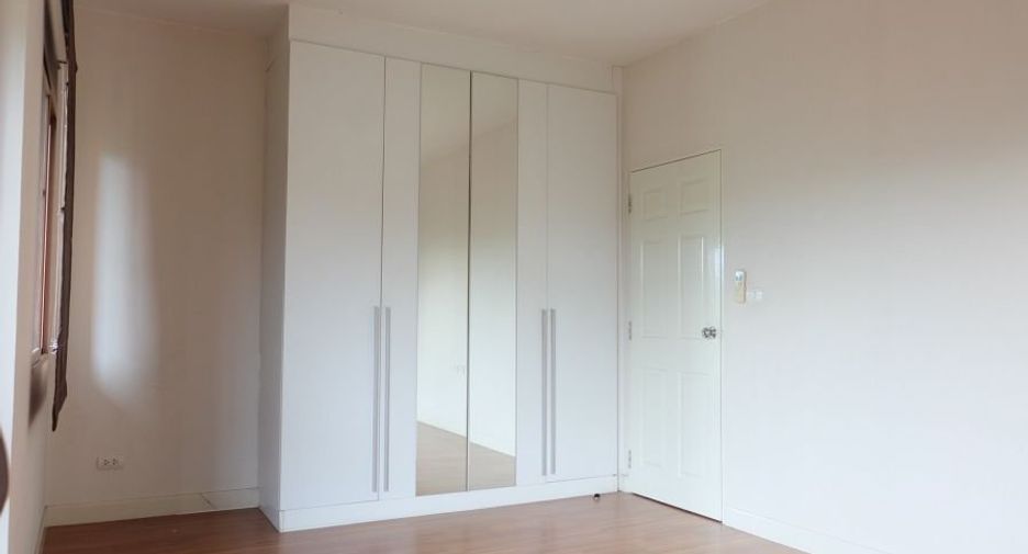 For rent 3 bedrooms house in Bang Phli, Samut Prakan