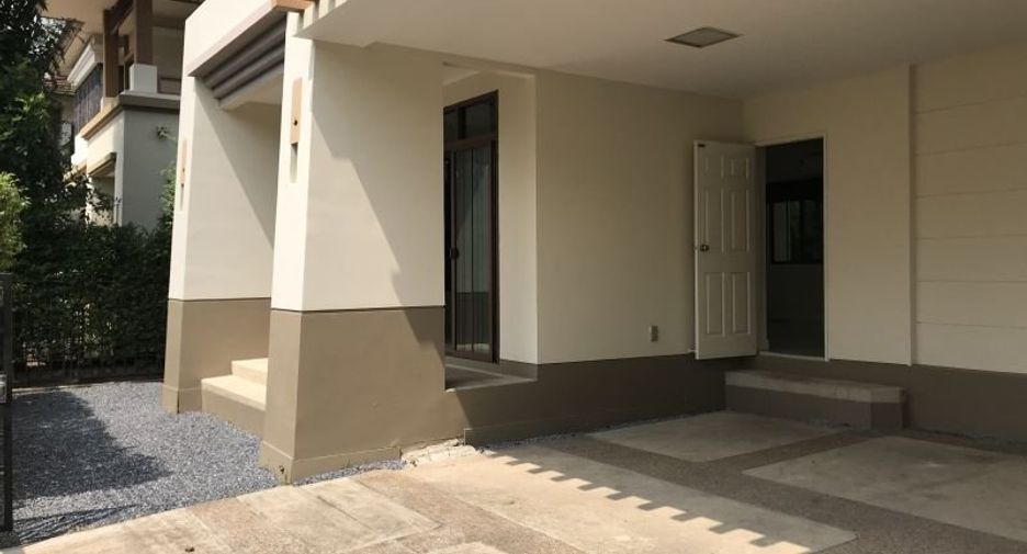 For rent 3 bedrooms house in Bang Phli, Samut Prakan