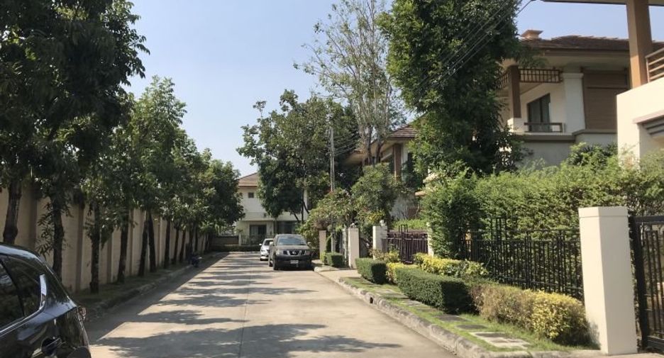 For rent 3 bedrooms house in Bang Phli, Samut Prakan