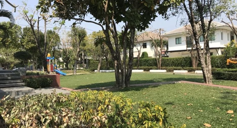 For rent 3 bedrooms house in Bang Phli, Samut Prakan