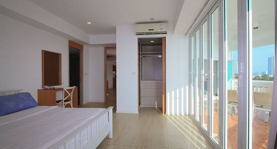 For rent 3 bedrooms condo in Bang Lamung, Chonburi
