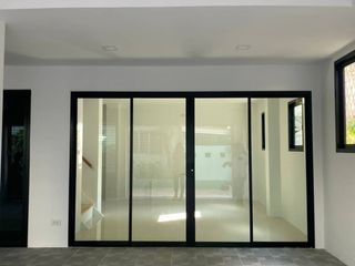 For sale 1 bed office in Khlong Toei, Bangkok