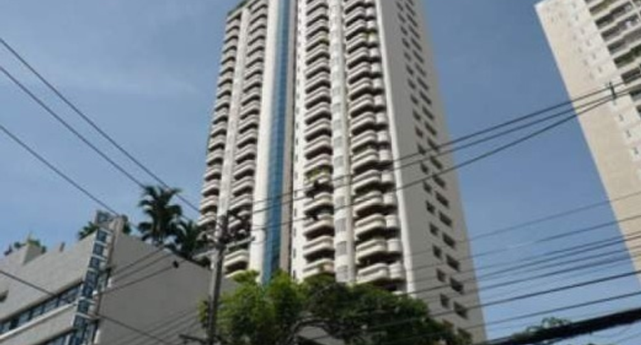 For sale 5 Beds condo in Khlong Toei, Bangkok