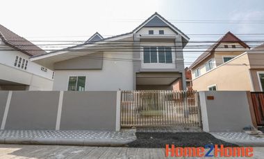 For sale 3 bedrooms house in Bang Khun Thian, Bangkok