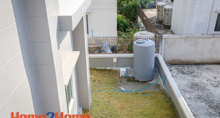 For sale 3 bedrooms house in Bang Khun Thian, Bangkok