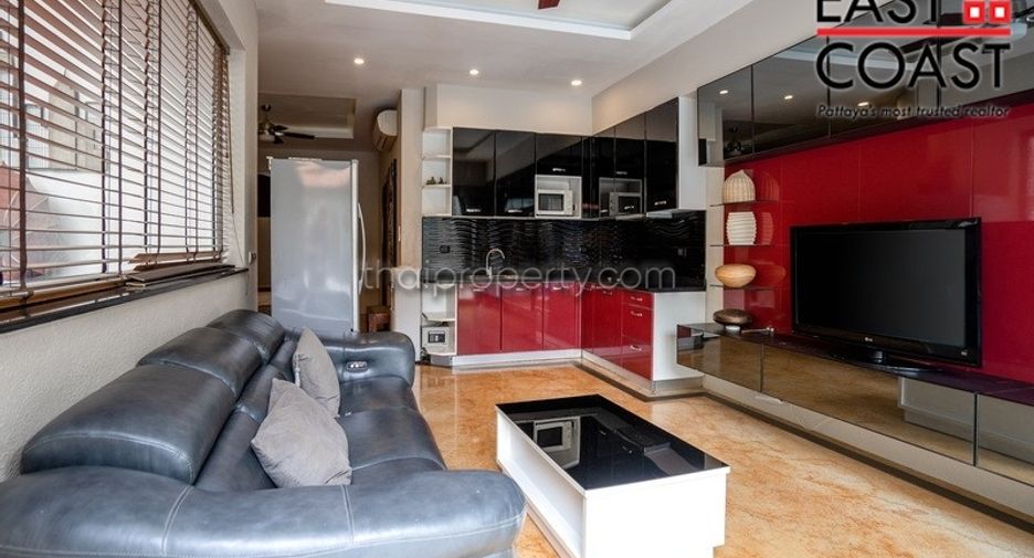 For sale 4 bedrooms house in Pratumnak, Pattaya
