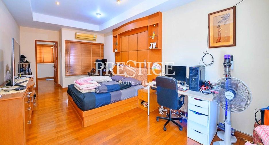 For sale 3 Beds house in Pratumnak, Pattaya