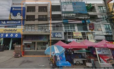 For sale 5 bedrooms retail Space in Saphan Sung, Bangkok