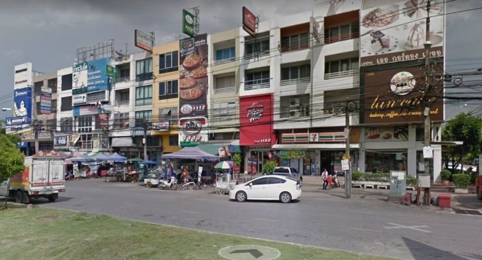 Gewerbefläche zum Kauf mit 5 Zimmer in Saphan Sung, Bangkok