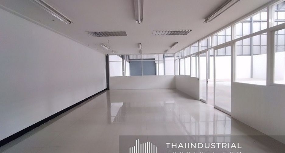 For rent warehouse in Lat Krabang, Bangkok