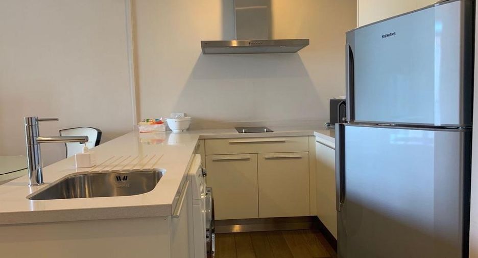 For sale 1 bed condo in Pathum Wan, Bangkok