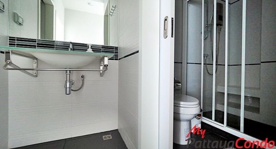For sale 2 bedrooms condo in Bang Lamung, Chonburi
