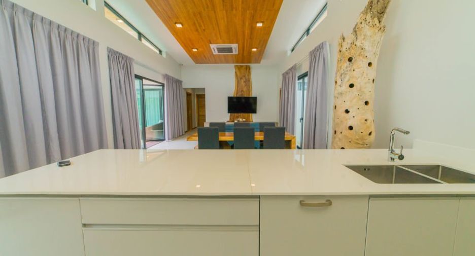 For rent and for sale 3 bedrooms villa in Thalang, Phuket