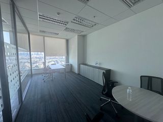 For rent 1 bed office in Phaya Thai, Bangkok