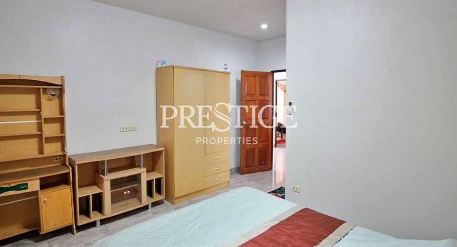 For sale 4 bedrooms house in Bang Lamung, Chonburi