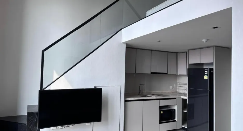 For rent 1 bed condo in Phaya Thai, Bangkok