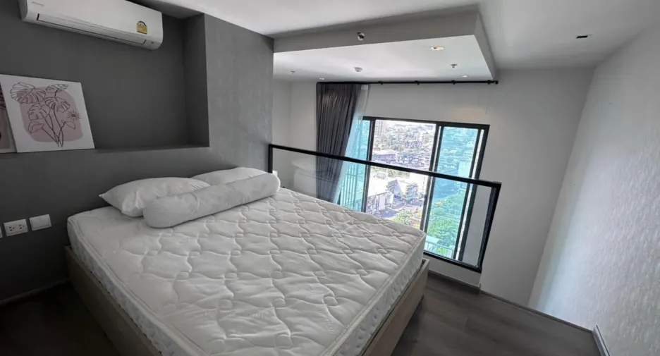 For rent 1 bed condo in Phaya Thai, Bangkok