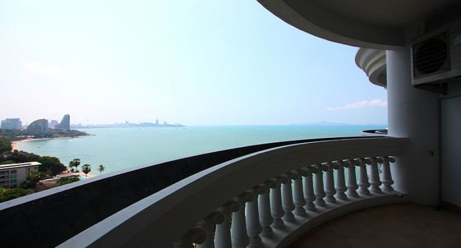 For rent and for sale 2 bedrooms condo in Bang Lamung, Chonburi