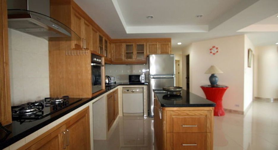 For rent and for sale 2 bedrooms condo in Bang Lamung, Chonburi