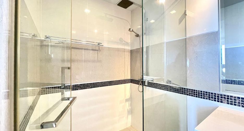 For sale 2 ベッドルーム condo in North Pattaya, Pattaya