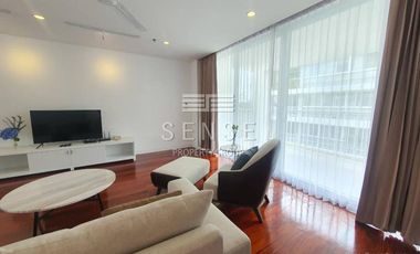 For rent 4 bedrooms condo in Watthana, Bangkok
