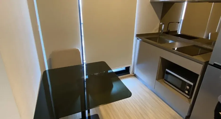 For rent 1 Beds condo in Bangkok Yai, Bangkok