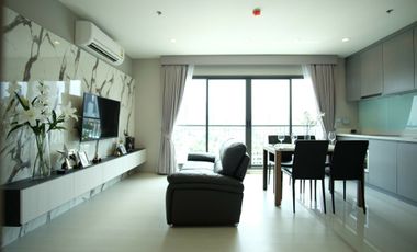 For rent 2 bed condo in Khlong Toei, Bangkok