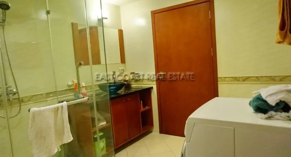 For sale 2 bedrooms condo in Bang Lamung, Chonburi