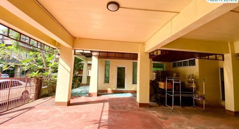 Casa en venta de 4 habitaciones en Khan Na Yao, Bangkok