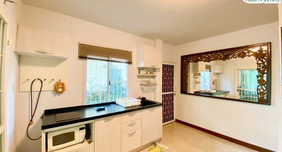 Casa en venta de 4 habitaciones en Khan Na Yao, Bangkok