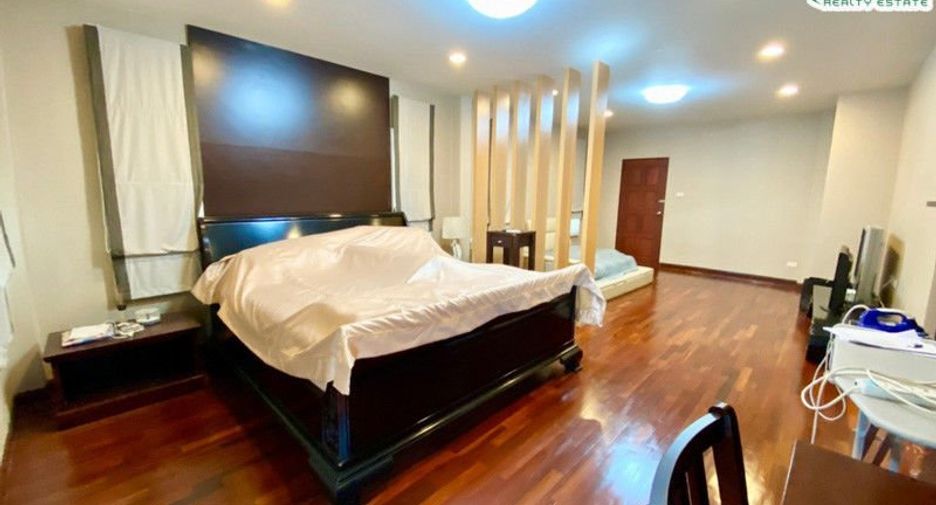 Casa en venta de 4 habitaciones en Khan Na Yao, Bangkok
