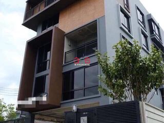 For sale retail Space in Lak Si, Bangkok