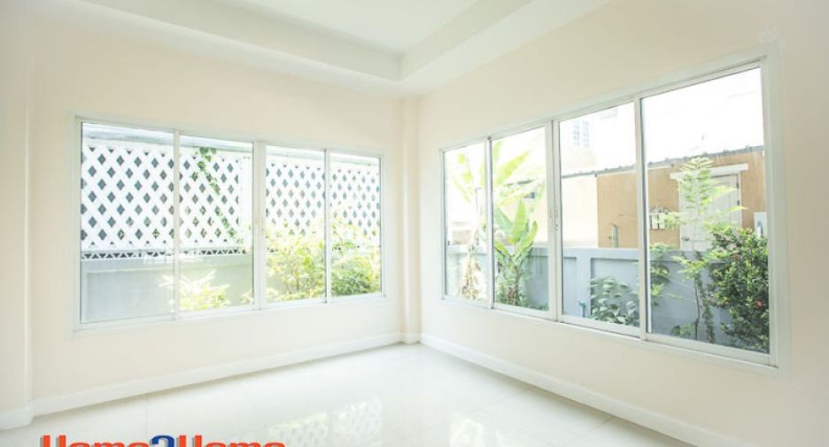 Haus zum Kauf mit 3 Zimmer in Bang Bon, Bangkok