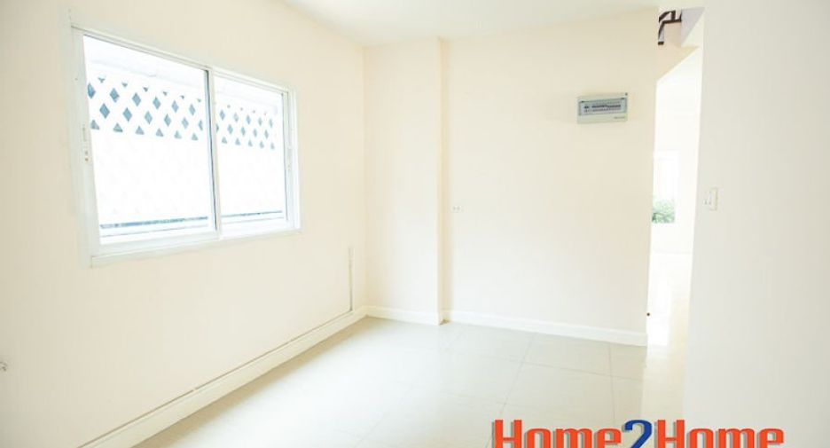Haus zum Kauf mit 3 Zimmer in Bang Bon, Bangkok