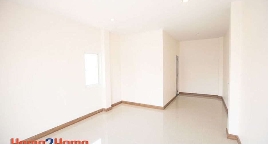 Haus zum Kauf mit 3 Zimmer in Bang Bon, Bangkok