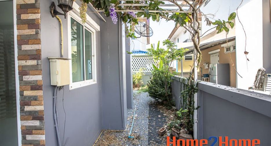 Haus zum Kauf mit 3 Zimmer in Bang Bon, Bangkok