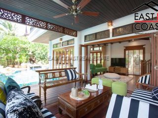 For rent and for sale 4 bed house in Sattahip, Pattaya