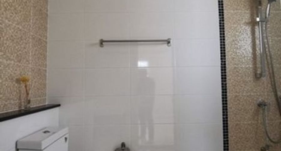 Haus zum Kauf mit 3 Zimmer in Lat Krabang, Bangkok