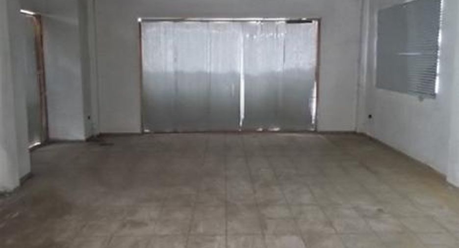 For sale hotel in Mueang Lampang, Lampang