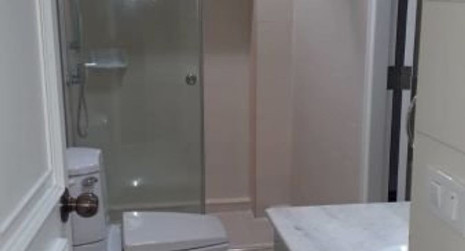 出租 3 卧室 公寓式住宅 在 Yan Nawa, 曼谷