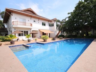 For sale 5 bed villa in Hua Hin, Prachuap Khiri Khan