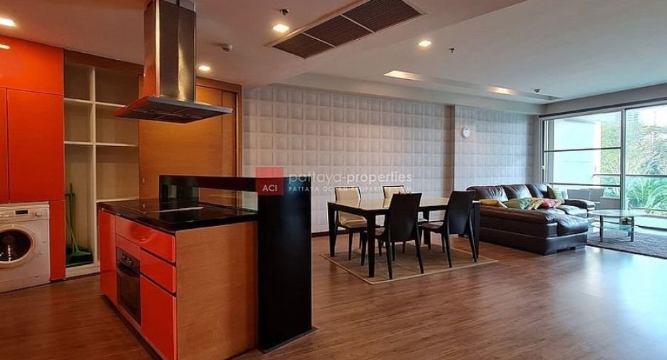 For rent 2 bedrooms condo in Bang Lamung, Chonburi