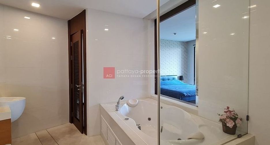 For rent 2 bedrooms condo in Bang Lamung, Chonburi
