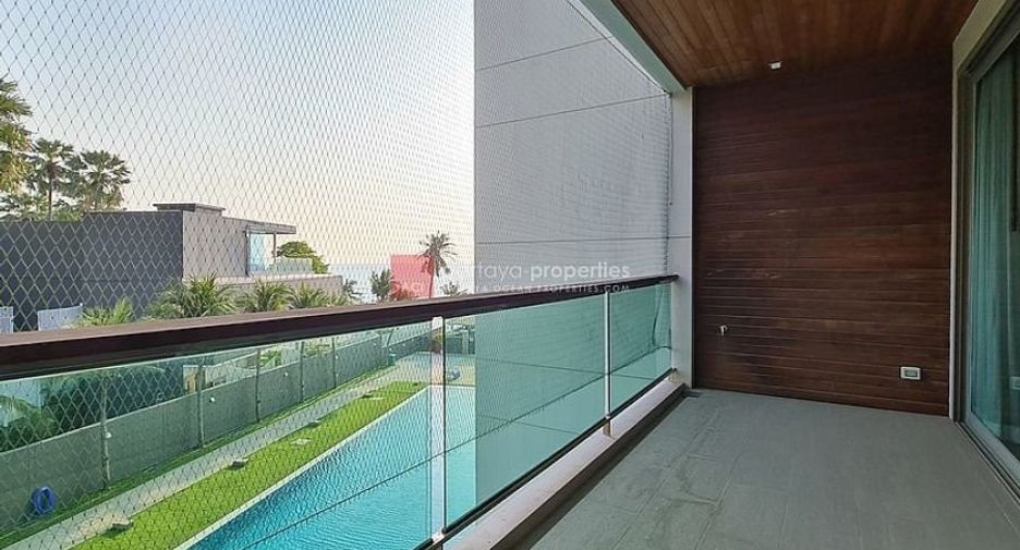 For rent 2 bedrooms condo in Bang Lamung, Chonburi