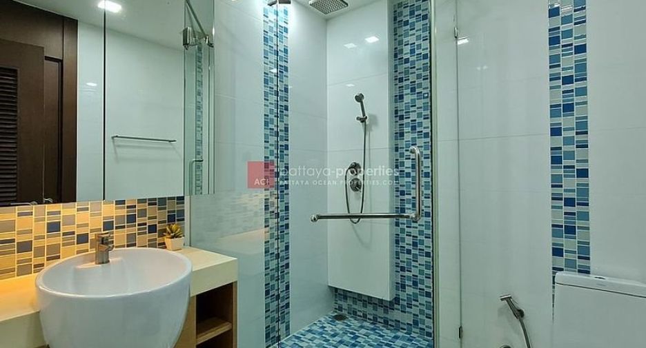 For rent 2 bedrooms condo in Bang Lamung, Chonburi