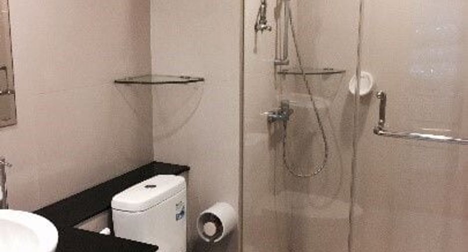 For rent studio condo in Khlong Toei, Bangkok