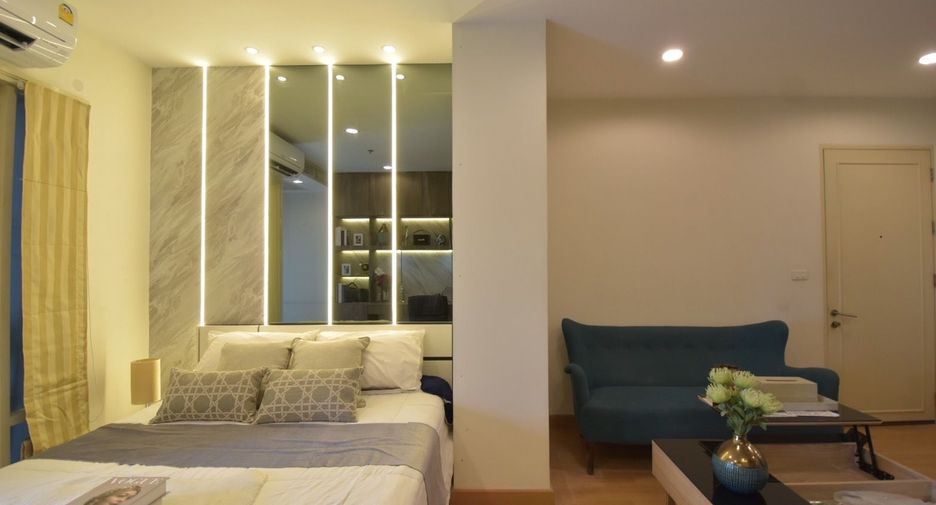 For rent studio condo in Khlong Toei, Bangkok